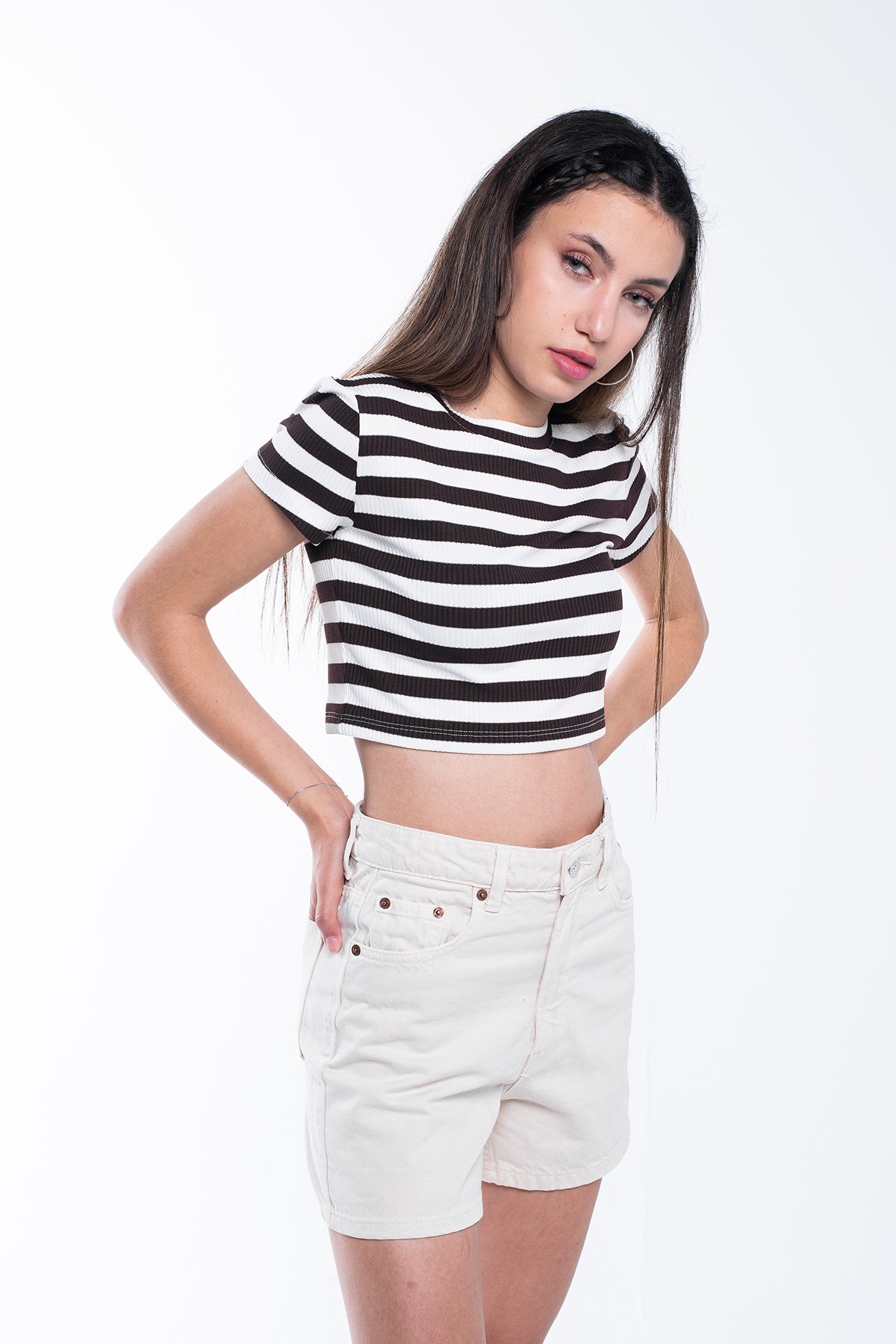 crop-top-t-shirt-striped-brown-1