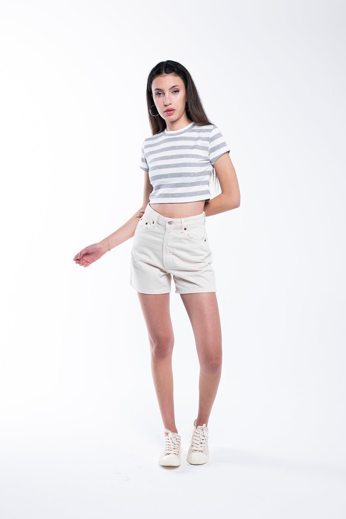     crop-top-t-shirt-striped-grey-3