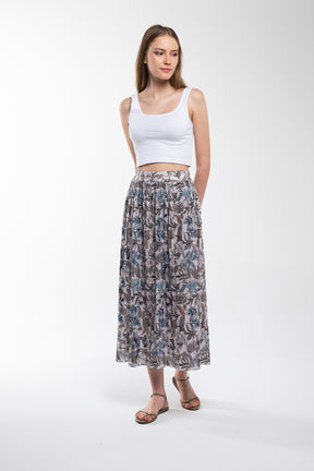 Cozy pleated maxi skirt