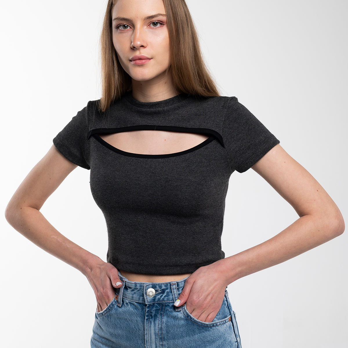Chest cut out crop top deals